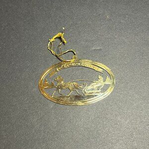 Vintage 1990 Rare Hallmark Gold Tone Metal Horse & Carriage Christmas Ornament